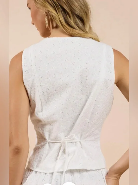 NWOT eyelet top size M - Picture 3 of 7